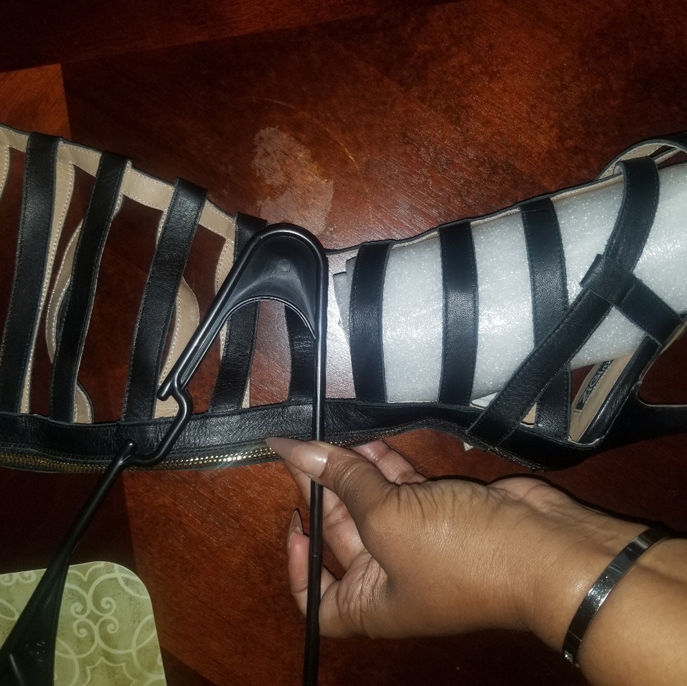 XigiNY strappy boot 8.5 & 9 - Picture 10 of 11